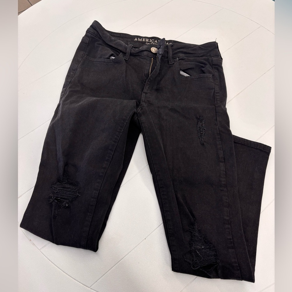 American Eagle Outfitters Black Distressed Women's Jeans